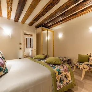 Apartament Nike, Wenecja